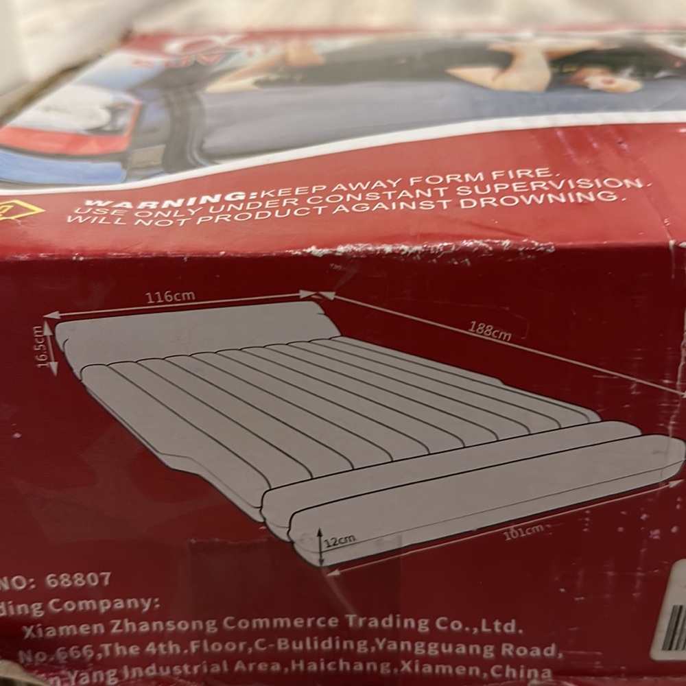 Inflatable Bed for Vehicle - Picture 7 of 10